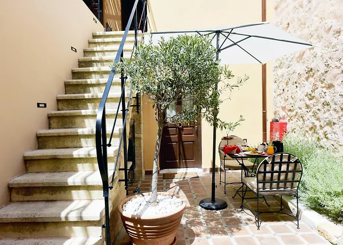 Elaia-fos Hotel 3*