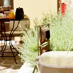 فندق Elaia-fos 3*