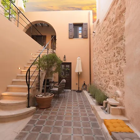 فندق Elaia-fos 3*