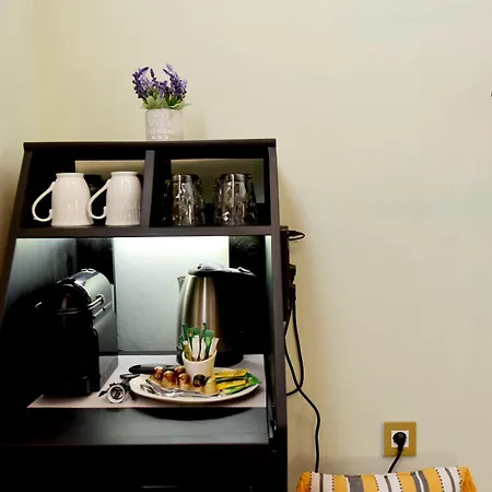 فندق Elaia-fos 3*